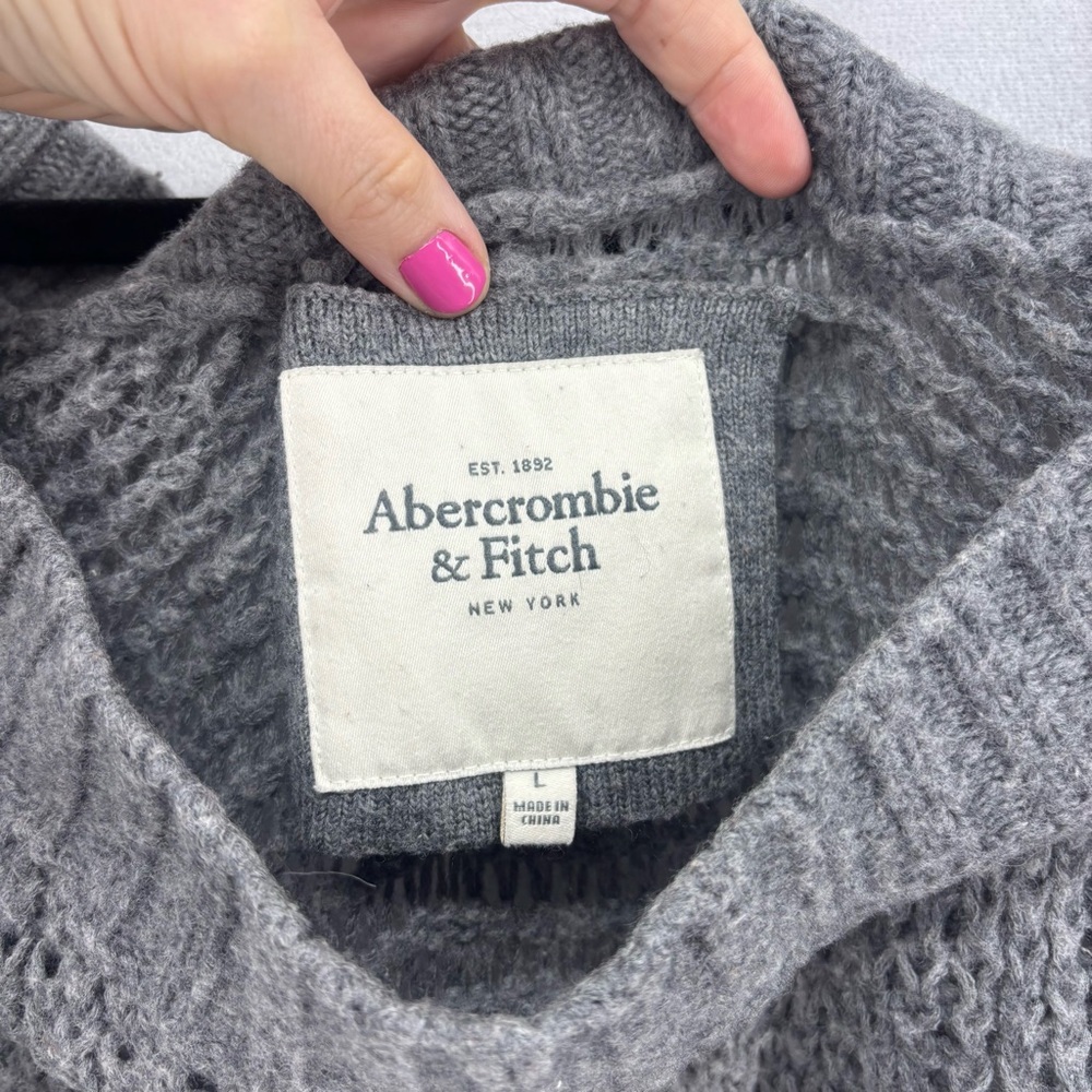 Abercrombie & Fitch Gray Off Shoulder Short Sleeve Knit Sweater Womens Large - Picture 7 of 9